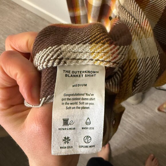 NWT Outerknown Blanket Shirt – SOLD-OUT Color! –Dark Roast Nostalgic Plaid M MED - Picture 11 of 12